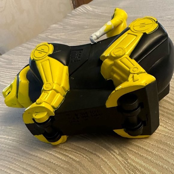 1995 Saban Power Rangers Vtg Action Figure, Yellow Ranger & Bear Vehicle - Picture 4 of 8